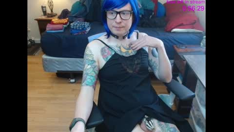 Snapshot of beckyking chatting on March 2025 07:45:02 PM BeckyKinkg online show from March 2025 07:45:02 PM