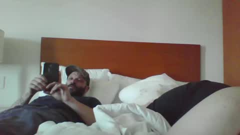 Snapshot of bedbandits chatting on February 2025 02:27:01 PM Bedbandits69 online show from February 2025 02:27:01 PM