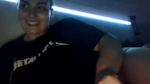 Snapshot of beeinmedeep chatting on December 2024 02:59:01 PM beeinmedeep online show from December 2024 02:59:01 PM