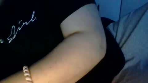 Snapshot of beeinmedeep chatting on December 2024 06:27:01 PM beeinmedeep online show from December 2024 06:27:01 PM