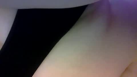 Snapshot of beeinmedeep chatting on January 2025 02:40:02 PM beeinmedeep online show from January 2025 02:40:02 PM