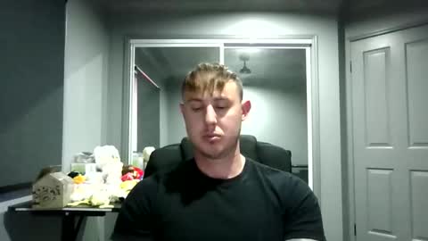 Snapshot of beelzebubxo chatting on October 2025 02:23:01 AM beelzebubxo online show from October 2025 02:23:01 AM