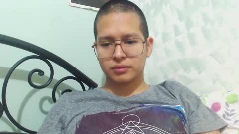 Alex online show from December 2025 08:03:02 PM