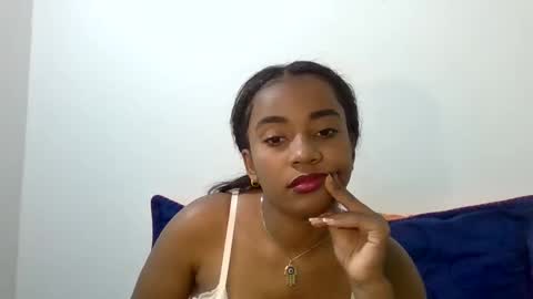 Snapshot of behla_rouseh chatting on December 2024 11:13:01 PM Behla Rouseh online show from December 2024 11:13:01 PM