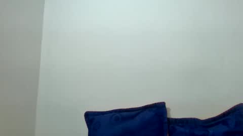 Snapshot of behla_rouseh chatting on February 2025 11:21:02 AM Behla Rouseh online show from February 2025 11:21:02 AM