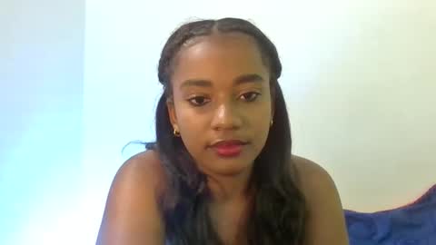 Snapshot of behla_rouseh chatting on February 2025 02:24:01 PM Behla Rouseh online show from February 2025 02:24:01 PM