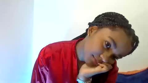 Snapshot of behla_rouseh chatting on March 2025 02:08:02 AM Behla Rouseh online show from March 2025 02:08:02 AM