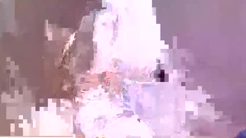 Snapshot of behla_rouseh chatting on October 2025 01:11:01 AM Behla Rouseh online show from October 2025 01:11:01 AM