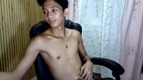 Snapshot of bejjs_08 chatting on February 2026 04:49:01 PM brandonjames online show from February 2026 04:49:01 PM