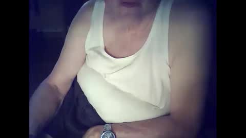 Snapshot of bekklove1 chatting on September 2025 04:19:01 PM bekklove1 online show from September 2025 04:19:01 PM