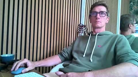 Snapshot of belami_france chatting on September 2025 11:00:02 AM SexFriendFrance online show from September 2025 11:00:02 AM