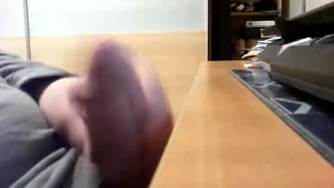 belgianfatcock online show from October 2025 08:20:01 PM