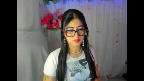 Snapshot of belinda_luna_ chatting on April 2026 11:40:02 PM modelo independiente online show from April 2026 11:40:02 PM