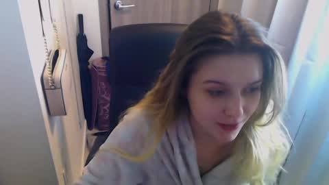 Snapshot of belindaacosta chatting on December 2024 08:36:02 PM Belinda online show from December 2024 08:36:02 PM