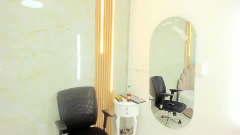 Belkilima  online show from April 2026 09:04:02 PM