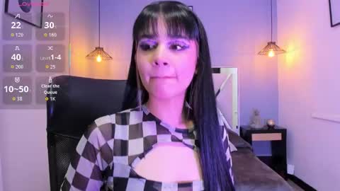 Snapshot of bell_marinny chatting on December 2025 02:38:01 AM Bell online show from December 2025 02:38:01 AM