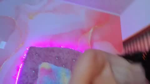 Snapshot of bella__sweets chatting on March 2025 01:15:01 AM Melanie online show from March 2025 01:15:01 AM