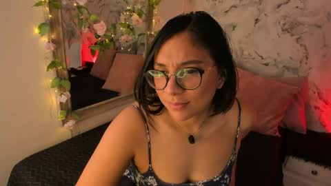 Dessi  online show from May 2026 02:14:01 PM