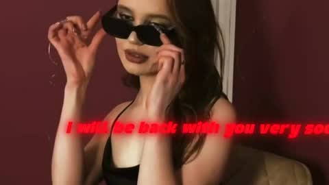 Bella online show from April 2026 09:39:33 PM