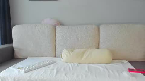 Anna  online show from February 2025 10:00:02 AM