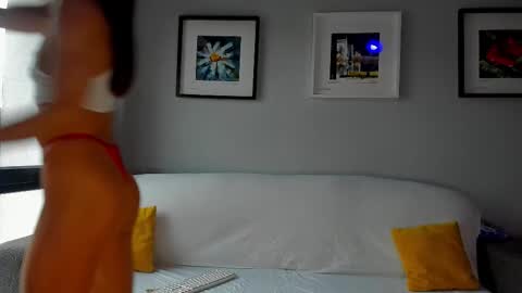 Anna  online show from September 2025 10:28:02 AM