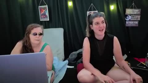 Snapshot of bella_james_1988 chatting on November 2025 08:02:02 PM Bella James online show from November 2025 08:02:02 PM