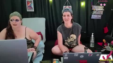 Snapshot of bella_james_1988 chatting on November 2025 05:15:02 PM Bella James online show from November 2025 05:15:02 PM