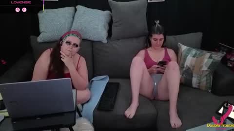 Snapshot of bella_james_1988 chatting on December 2025 05:08:02 PM Bella James online show from December 2025 05:08:02 PM