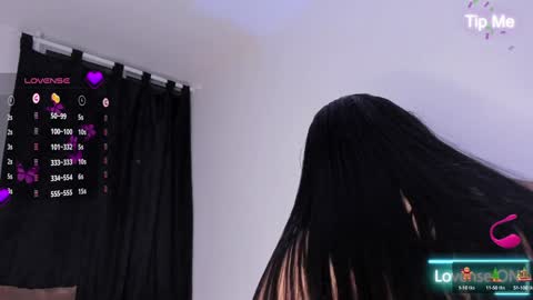 isabella online show from December 2024 01:11:02 AM