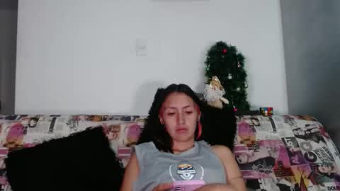 Snapshot of bella_marlowe chatting on December 2024 06:04:01 AM Bella Marlowe online show from December 2024 06:04:01 AM