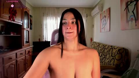 bella_pocahontas3 online show from February 2025 09:54:01 AM