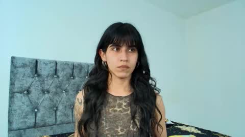 Snapshot of bella_poisonous chatting on September 2025 12:10:02 AM Bella online show from September 2025 12:10:02 AM