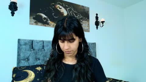 Snapshot of bella_poisonous chatting on October 2025 12:31:01 AM Bella online show from October 2025 12:31:01 AM