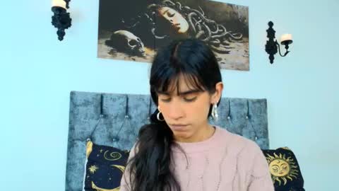 Snapshot of bella_poisonous chatting on October 2025 12:33:02 AM Bella online show from October 2025 12:33:02 AM