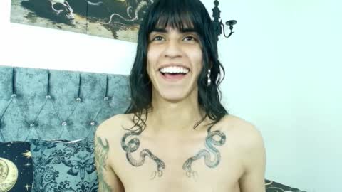 Snapshot of bella_poisonous chatting on November 2025 12:05:02 AM Bella online show from November 2025 12:05:02 AM