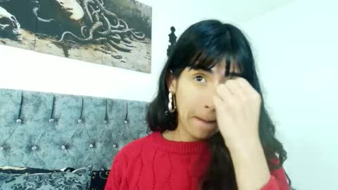 Snapshot of bella_poisonous chatting on November 2025 01:15:01 AM Bella online show from November 2025 01:15:01 AM