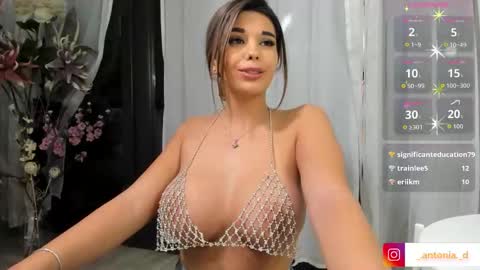 bella_posh online show from November 2025 06:39:01 PM