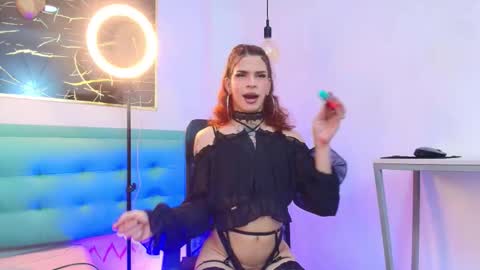 Snapshot of bella_salvatore chatting on November 2025 08:22:01 PM online show from November 2025 08:22:01 PM