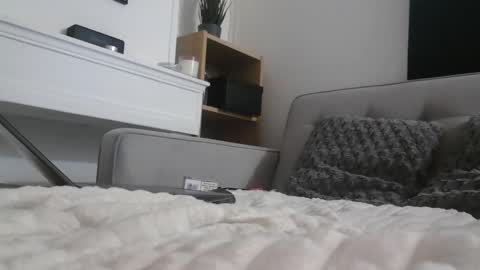 Snapshot of bella_sexy_feet chatting on March 2025 06:04:02 AM bella_sexy_feet online show from March 2025 06:04:02 AM