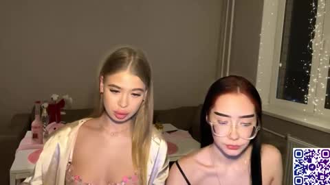 Snapshot of bella_snake chatting on March 2026 01:34:01 AM Bella online show from March 2026 01:34:01 AM