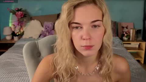 Bella online show from January 2026 12:36:02 AM