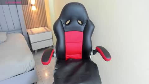 BELLA STONE  online show from February 2026 07:20:02 PM