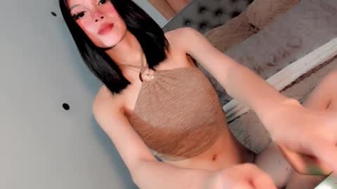 Bella online show from October 2025 02:58:02 AM