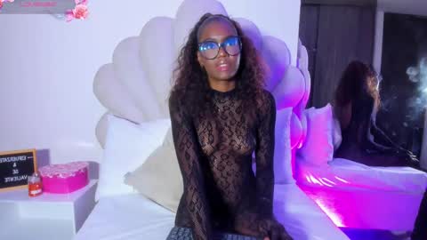 Snapshot of bellaadajud chatting on September 2025 09:35:02 AM Bella Dajud online show from September 2025 09:35:02 AM