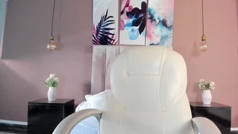 Snapshot of bellaclaiir chatting on January 2025 05:18:01 PM Bella Clair online show from January 2025 05:18:01 PM