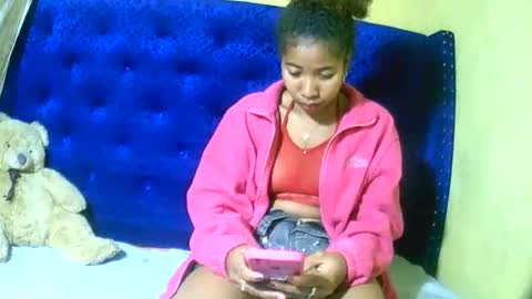 Snapshot of bellaena chatting on September 2025 07:13:01 PM bellaena online show from September 2025 07:13:01 PM