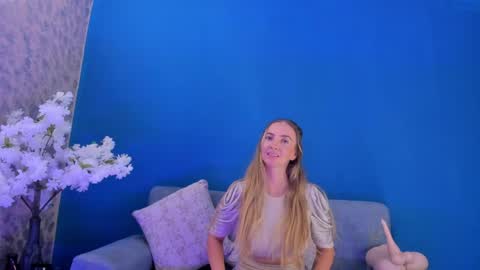 Bella Marie online show from April 2026 08:35:02 PM