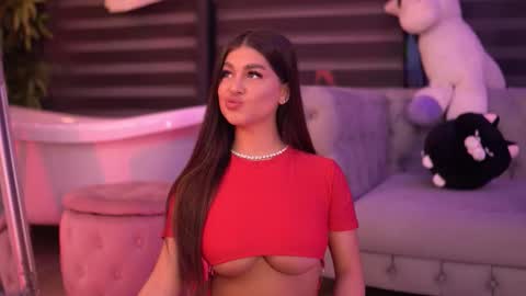 Bella online show from November 2025 06:31:02 PM