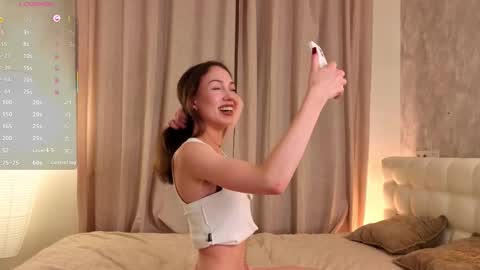 Snapshot of bellarasole chatting on November 2025 05:25:01 PM Anna u can call me Ana de Armas online show from November 2025 05:25:01 PM