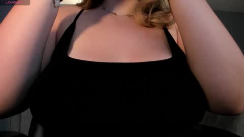  Bella Rose  online show from December 2025 03:25:01 AM